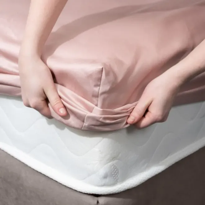 Простыня на резинке сатин 250TC Простыня на резинке сатин 250TC