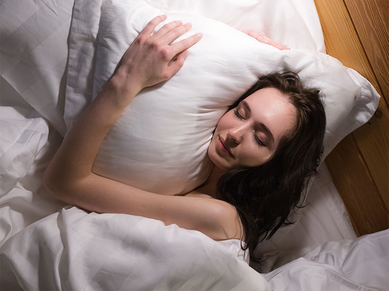 Как ухаживать за подушкой, чтобы сон на ней был здоровым.