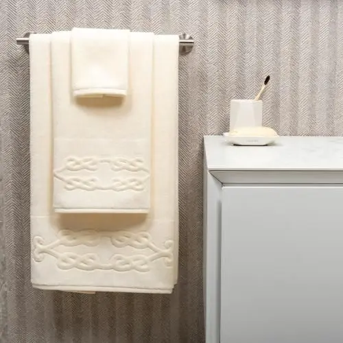 Cleanelly – Полотенце махровое Base del comfort , молочный