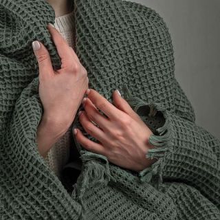 Плед Трепет 185x190 с бахромой Плед Трепет 185x190 с бахромой