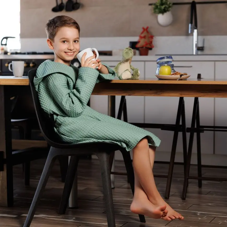 Халат вафельный детский Gioia с капюшоном – купить по цене 3 149 руб. в  интернет-магазине Cleanelly