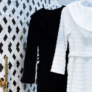 Халат махровый Bianco e nero женский с капюшоном Халат махровый Bianco e nero женский с капюшоном