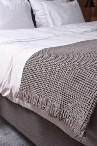 Плед Tocco 180х140 с бахромой Плед Tocco 180х140 с бахромой