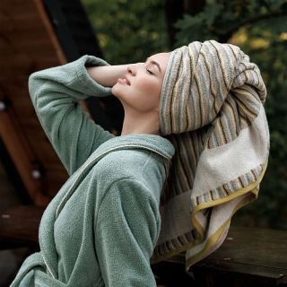 Полотенце махровое Natura della vita с петелькой