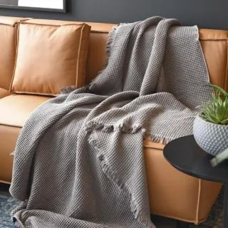 Плед Tocco 180х140 с бахромой Плед Tocco 180х140 с бахромой