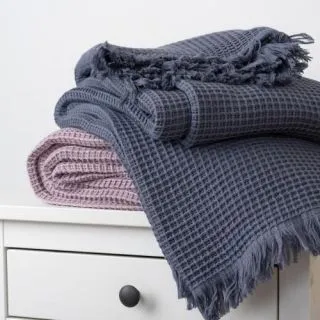 Плед Прикосновение 180x140 с бахромой