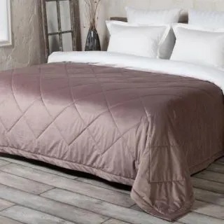 Декоративное покрывало ШАТО 240х260 Декоративное покрывало ШАТО 240х260