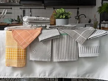 Текстиль, как элемент декора кухни: маленькие детали — большой эффект